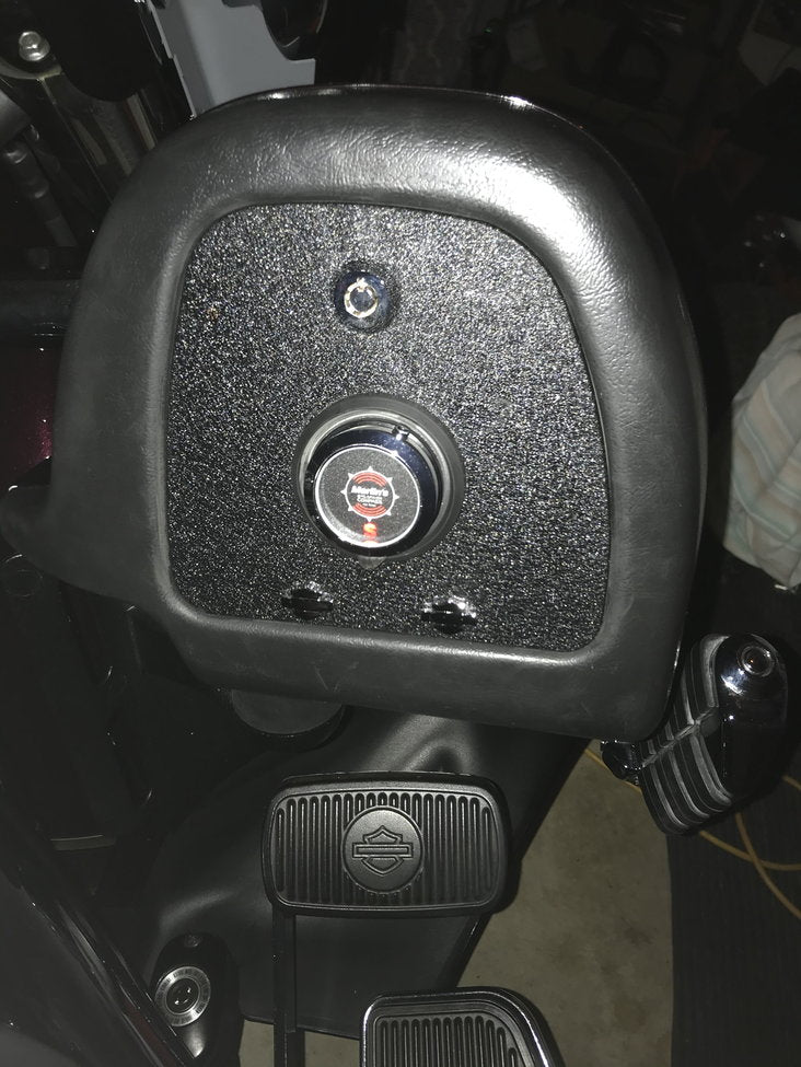 Marlin's Quest Compass in FLH Glide Bike Fairing Insert - Satellite Driven